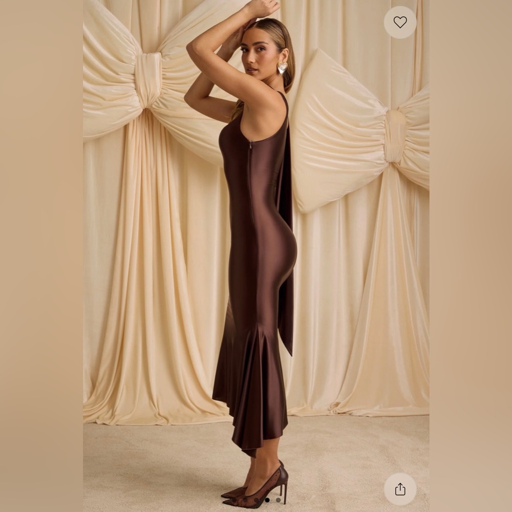 Oh Polly One-Shoulder Chocolate Dress - Picture 3 of 5